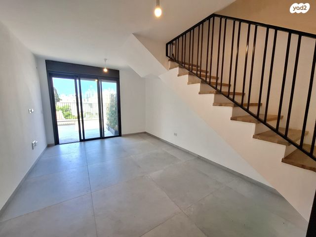 דופלקס, רסקו א', חולון