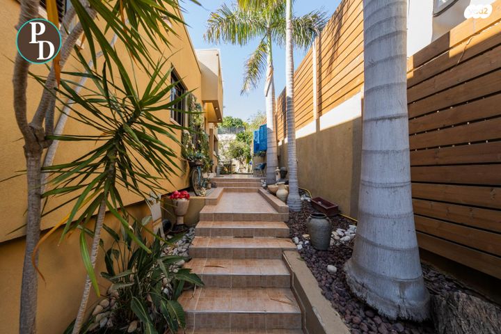 דו משפחתי, כפר יונה