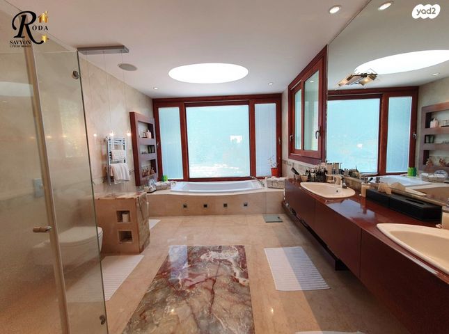 בית פרטי/ קוטג', סביון