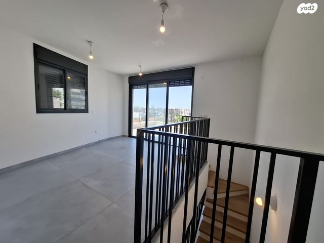 דופלקס, רסקו א', חולון