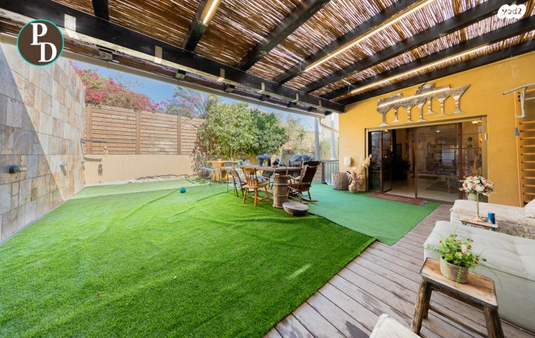 דו משפחתי, כפר יונה