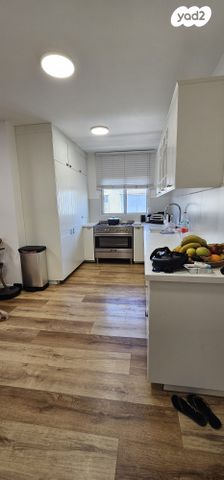 דירה, ארלוזורוב, רוטשילד עצמאות, בת ים