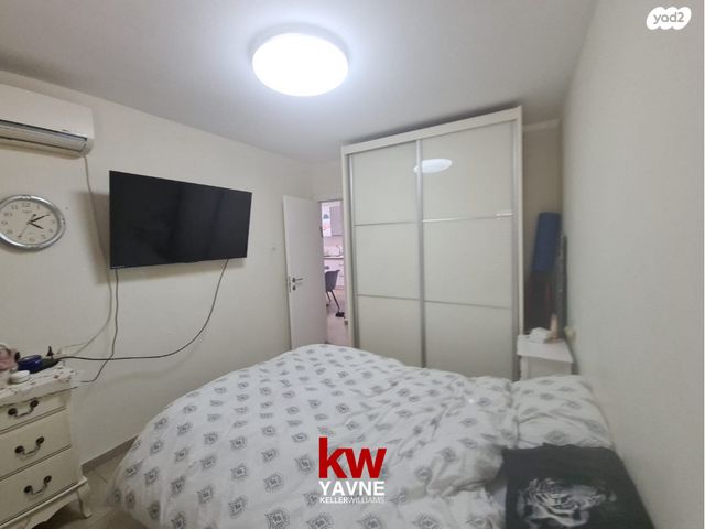 דירה, הרקפת, נאות אשכול, יבנה