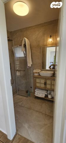 דירה, ארלוזורוב, רוטשילד עצמאות, בת ים