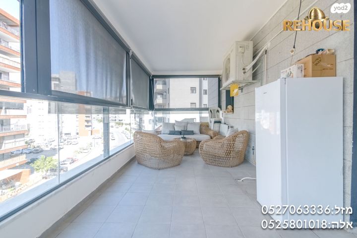 דירה, הרב אבא אבוחצירה, שדרות בפארק, שדרות