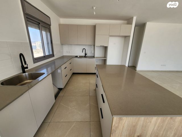 גג/ פנטהאוז, בית שמש