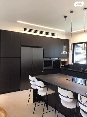 דו משפחתי, שבזי, שבזי, כפר סבא