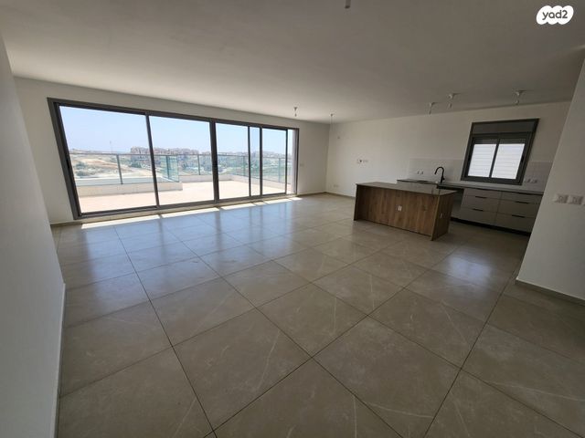 גג/ פנטהאוז, בית שמש