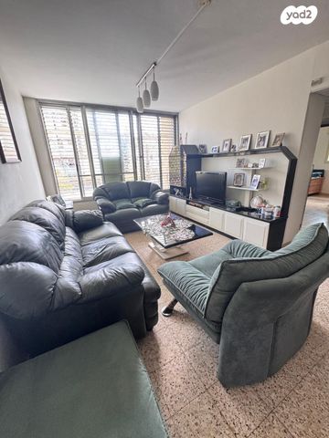 דירה, קרן היסוד, מרכז העיר, סביניה, הוותיקה, קרית ביאליק