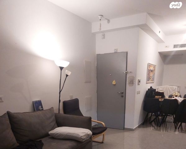 דירה, קרית שז"ר, רעננה