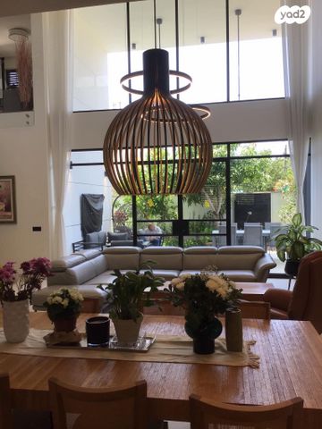 דו משפחתי, שבזי, שבזי, כפר סבא