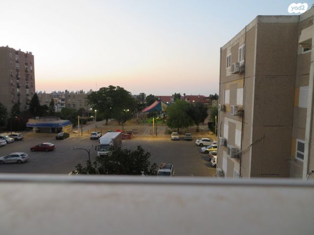 דירה, שדרות גת 100, הקוממיות, קרית גת