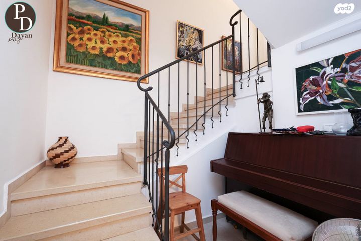 דו משפחתי, כפר יונה