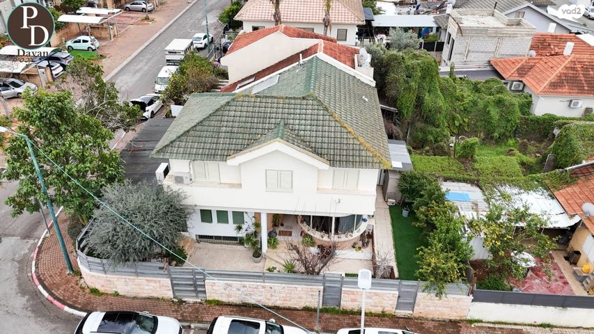 דו משפחתי, כפר יונה