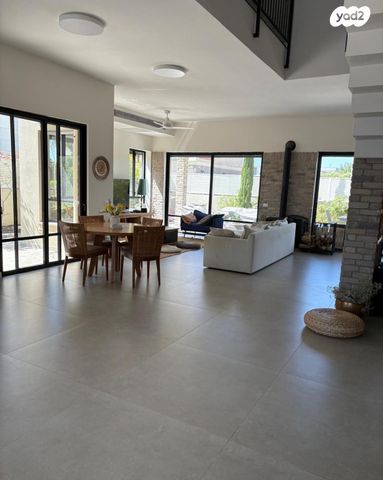 בית פרטי/ קוטג', להבים