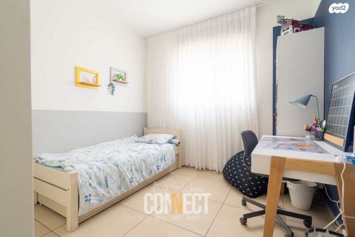 דירה, רבקה גובר, הדר המושבות החדשה / אם המושבות החדשה, פתח תקווה