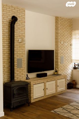 בית פרטי/ קוטג', אביחיל