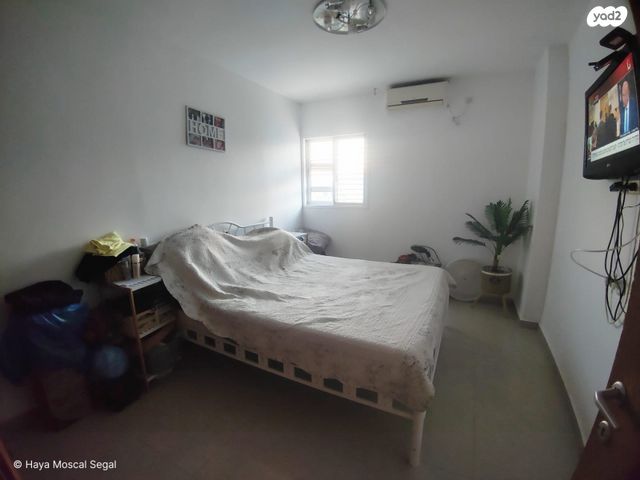 גג/ פנטהאוז, יוברט המפרי, מרכז העיר, לוד