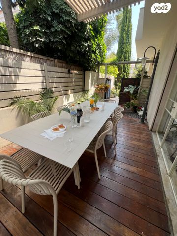 בית פרטי/ קוטג', רעננה