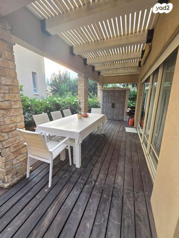 בית פרטי/ קוטג', מושבה מרכז, זכרון יעקב