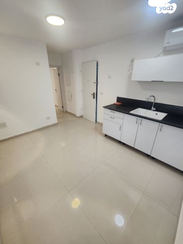 בני בנימין 76