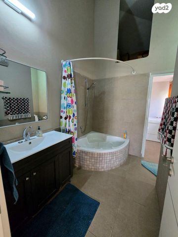 בית פרטי/ קוטג', מושבה מרכז, זכרון יעקב