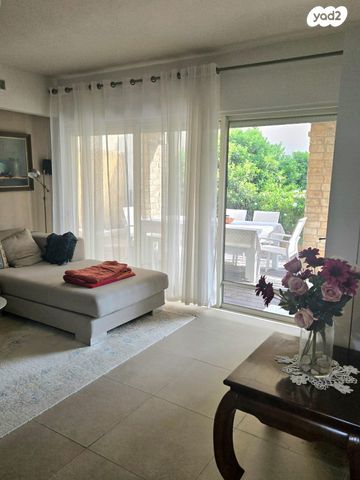 בית פרטי/ קוטג', מושבה מרכז, זכרון יעקב