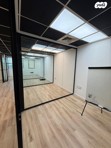 משרדים, דרך קיבוץ גלויות 34, גבעת הרצל, אזור המלאכה יפו, תל אביב יפו