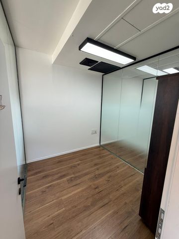 משרדים, דרך קיבוץ גלויות 34, גבעת הרצל, אזור המלאכה יפו, תל אביב יפו