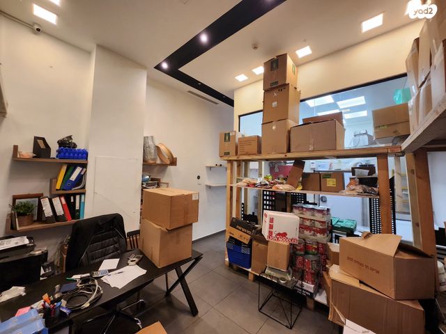 חנויות/ שטח מסחרי, ז'בוטינסקי, גלי כרמל, טירת כרמל