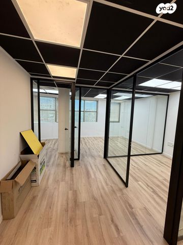 משרדים, דרך קיבוץ גלויות 34, גבעת הרצל, אזור המלאכה יפו, תל אביב יפו