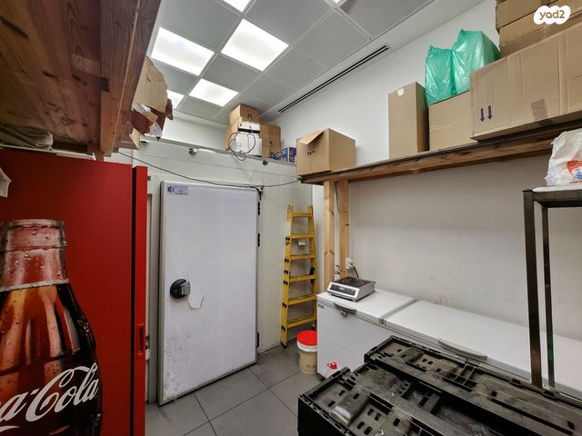 חנויות/ שטח מסחרי, ז'בוטינסקי, גלי כרמל, טירת כרמל