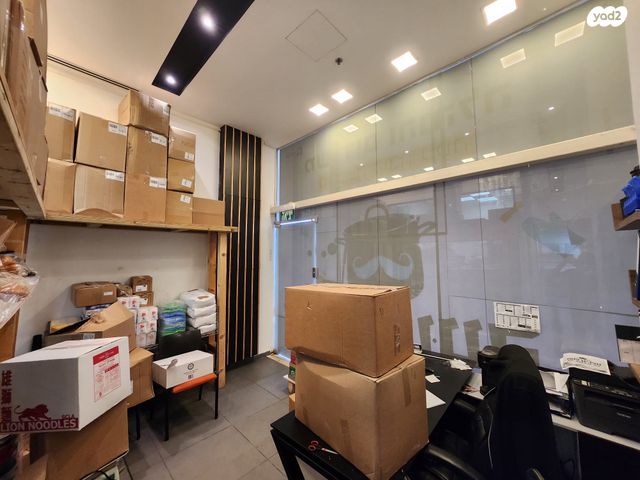 חנויות/ שטח מסחרי, ז'בוטינסקי, גלי כרמל, טירת כרמל