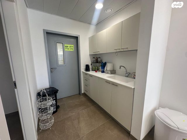 מבני תעשיה, מפעלי גלבוע