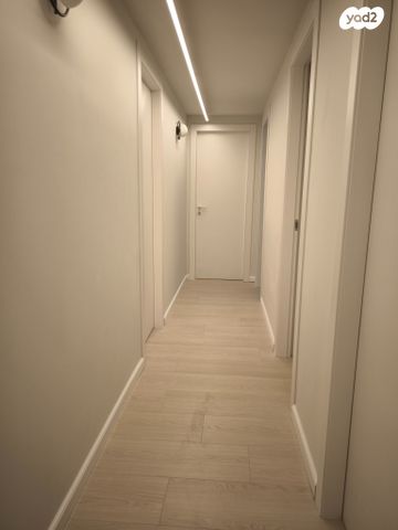 משרדים, כפר סבא