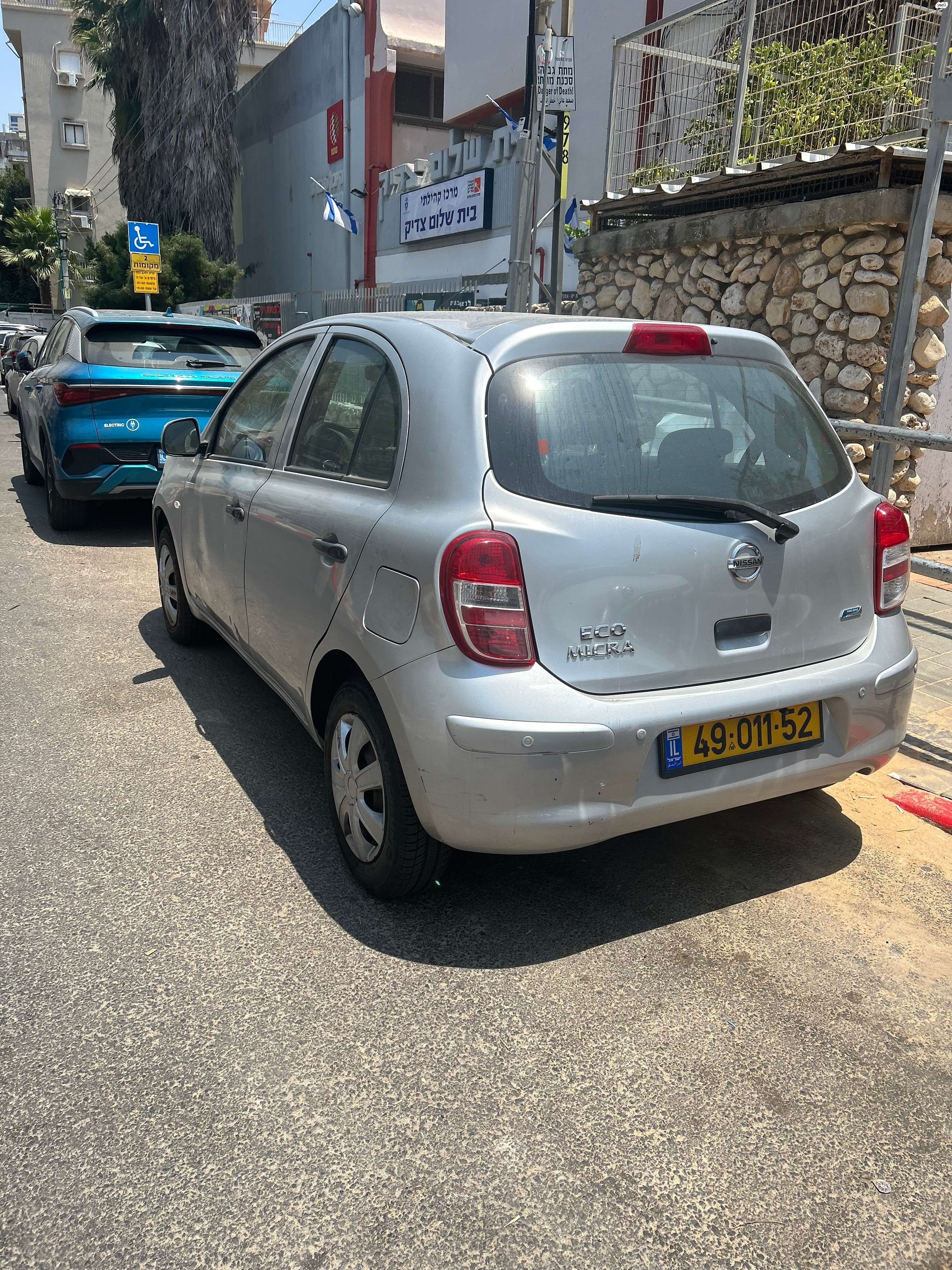 מודעת רכב ניסאן מיקרה