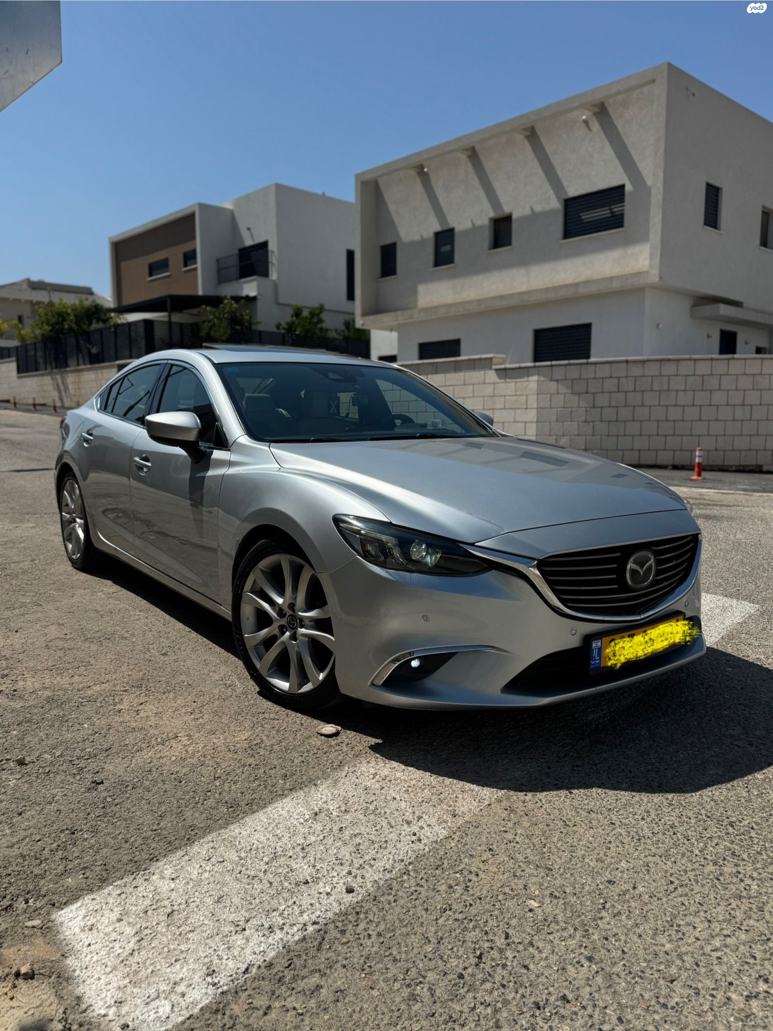 מודעת רכב מאזדה 6