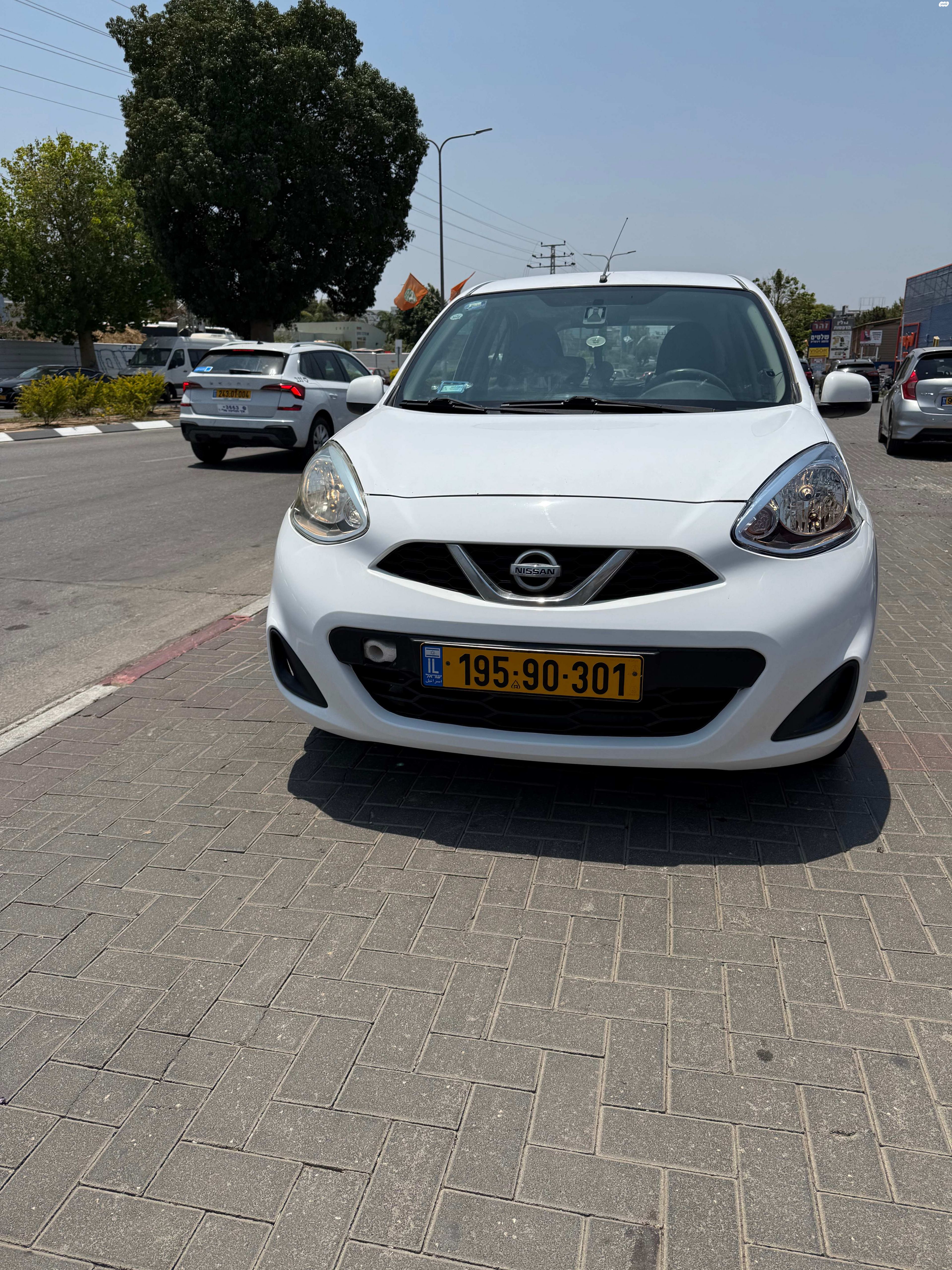 מודעת רכב ניסאן מיקרה