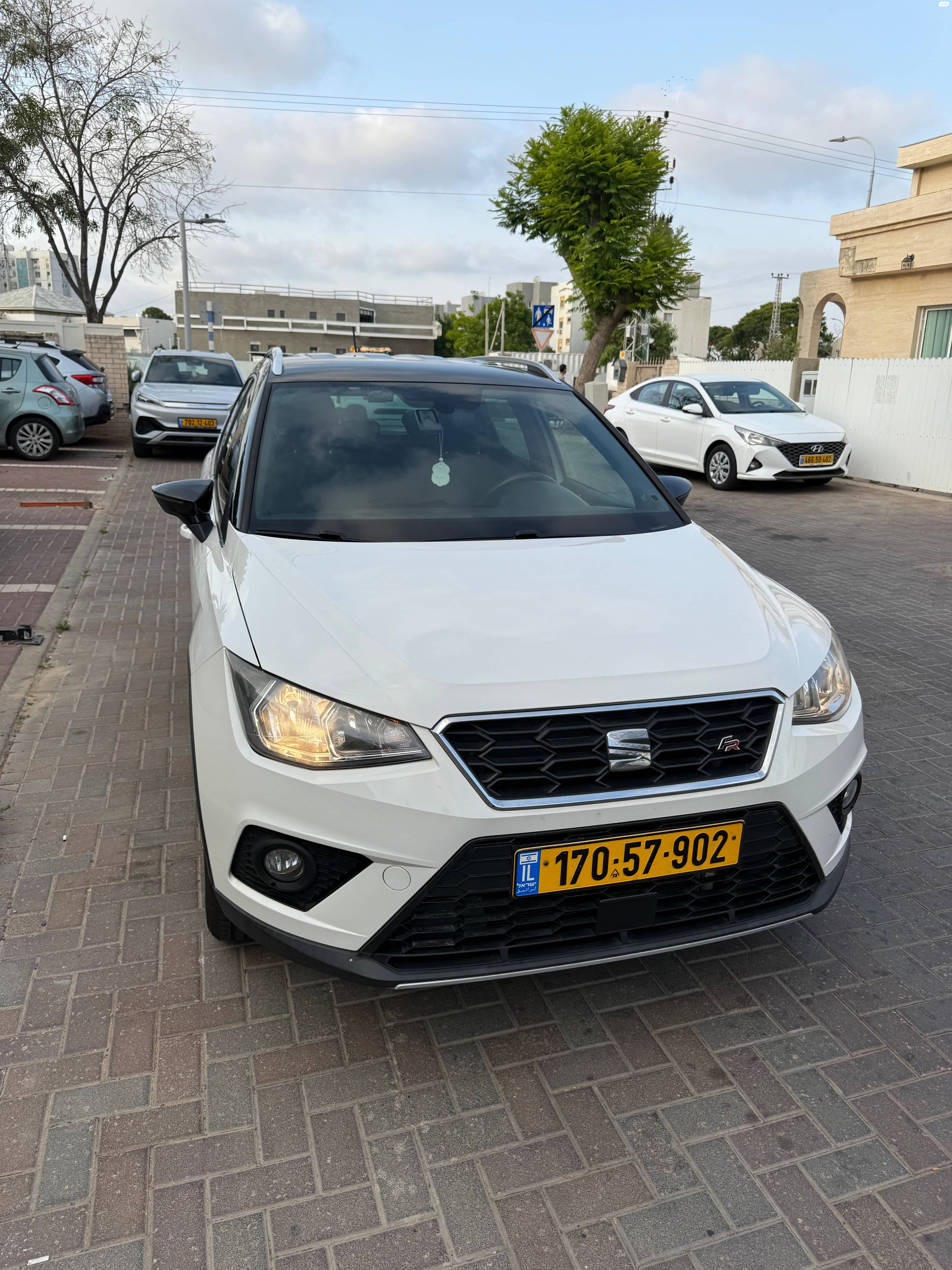 מודעת רכב סיאט ארונה