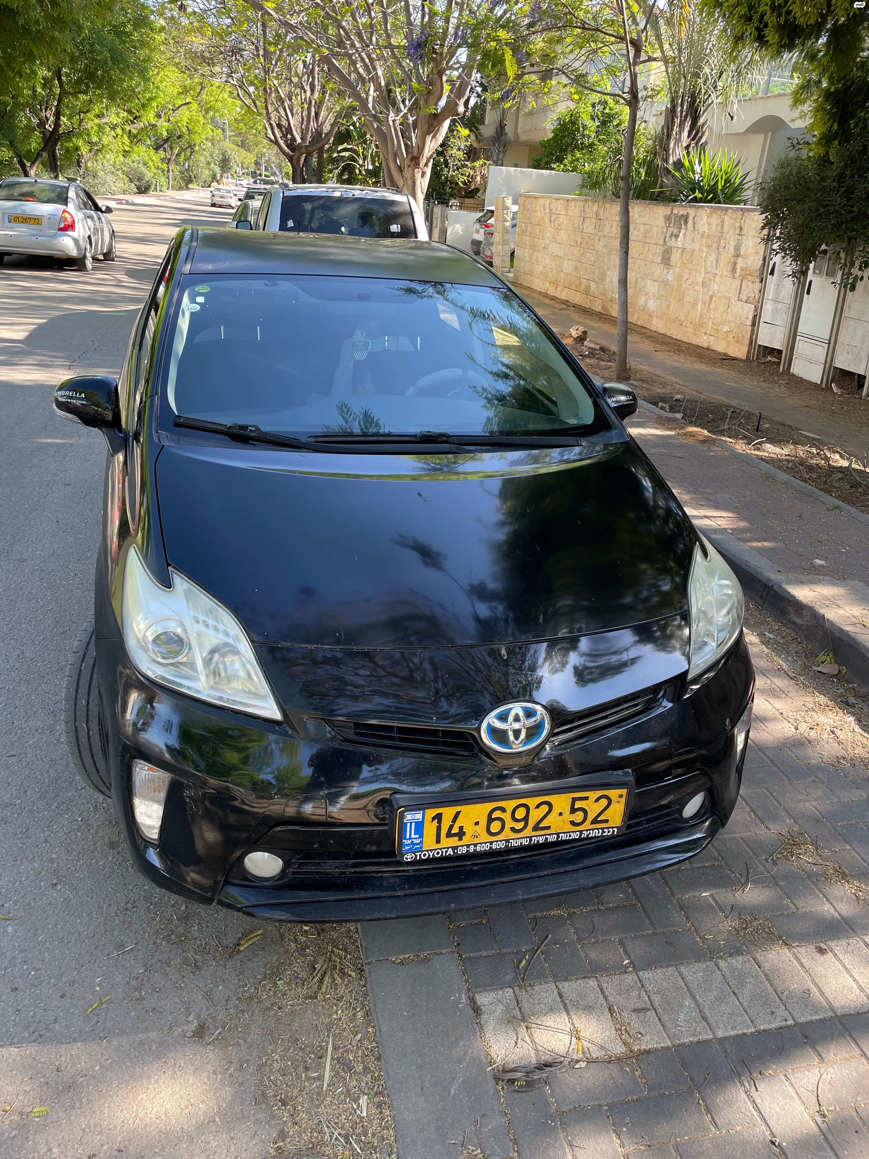 מודעת רכב טויוטה פריוס