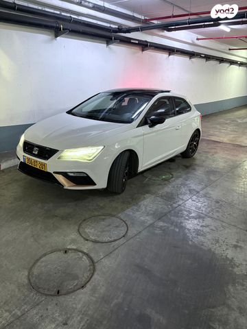 מודעת רכב סיאט לאון