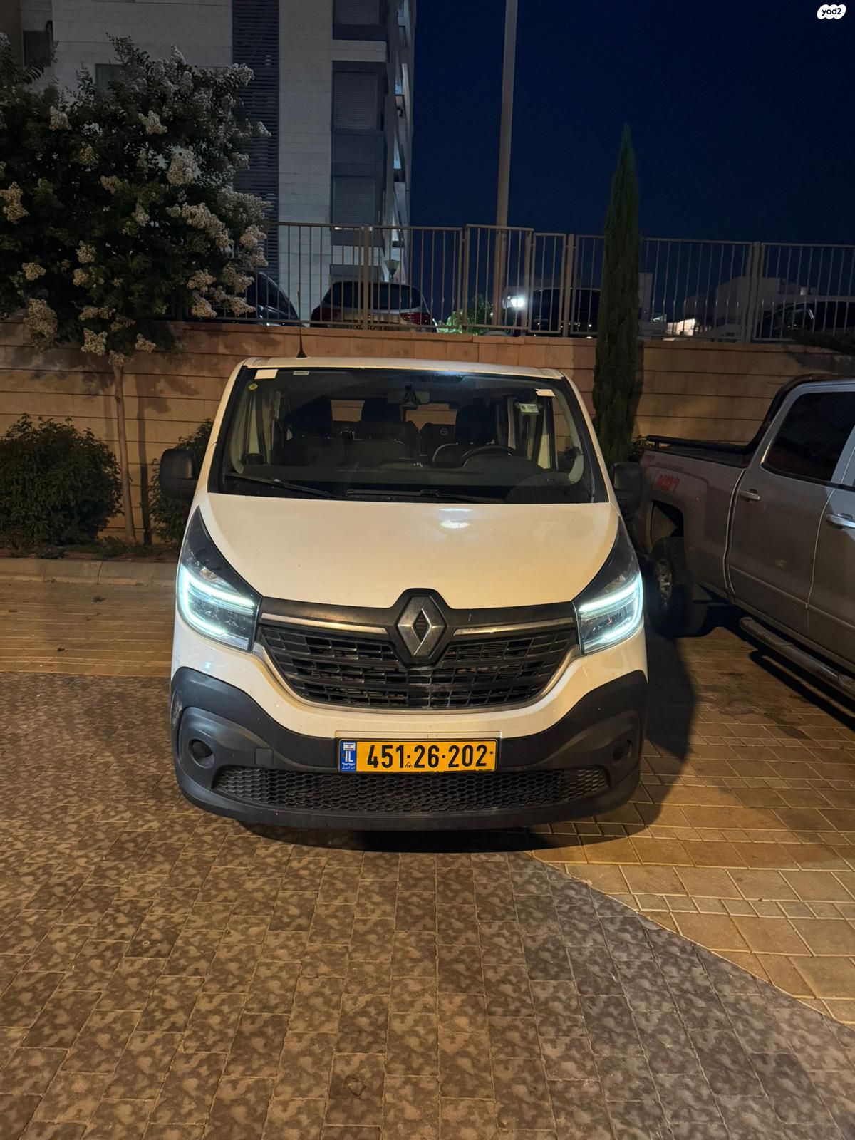 מודעת רכב רנו טראפיק