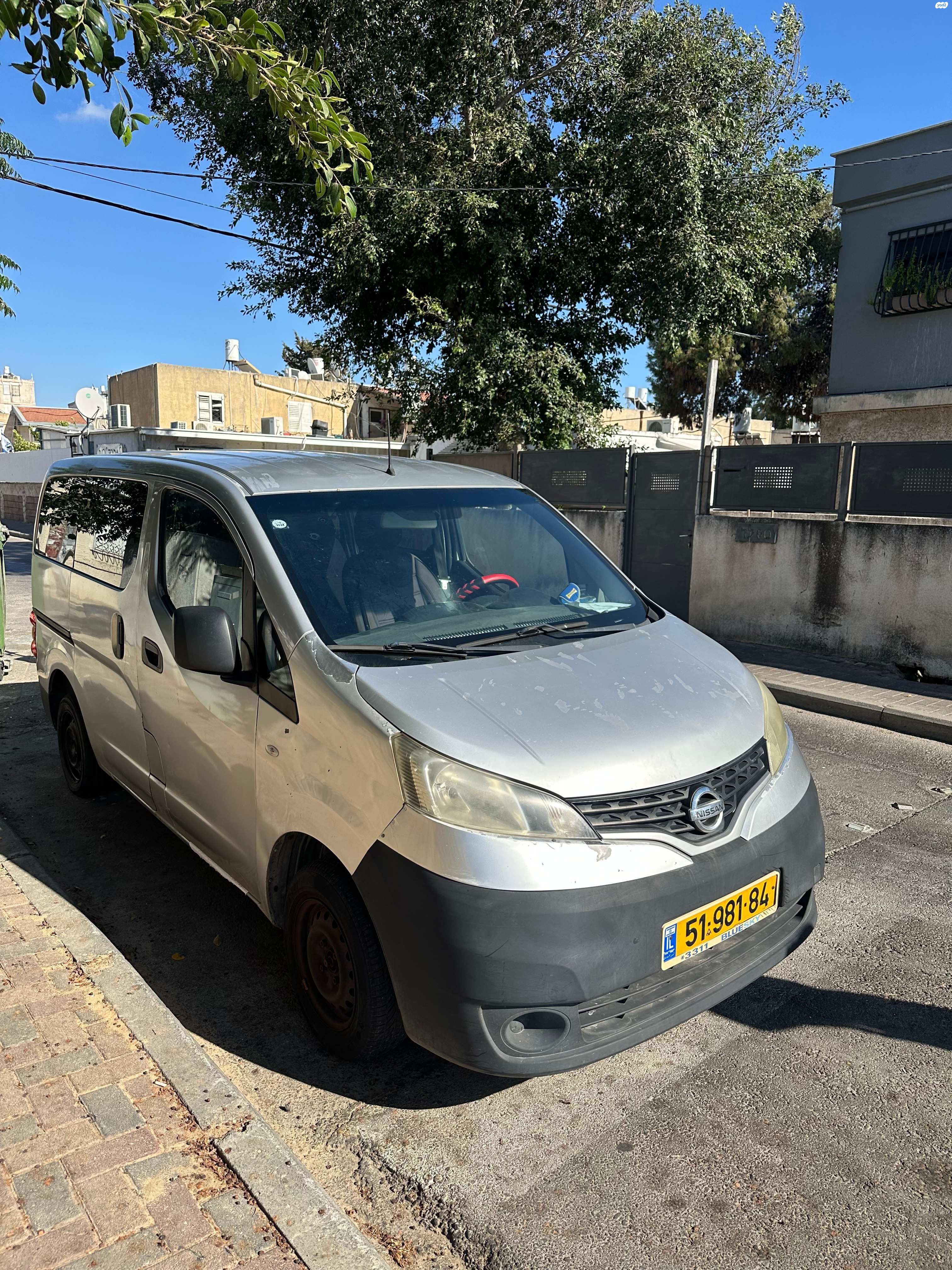 מודעת רכב ניסאן NV200
