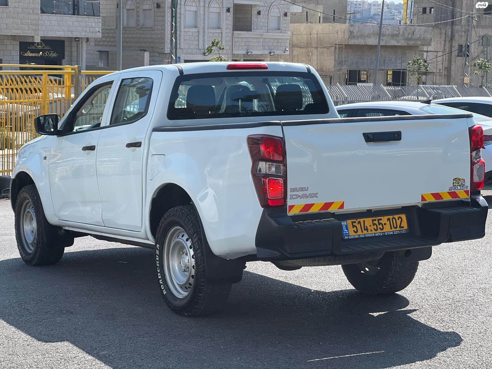 מודעת רכב איסוזו די-מקס