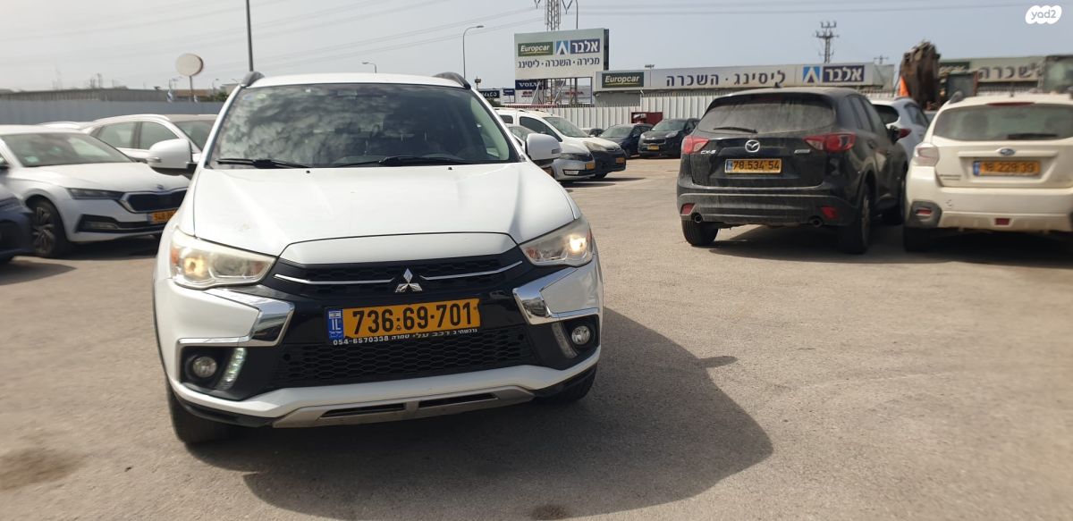 מודעת רכב מיצובישי ASX