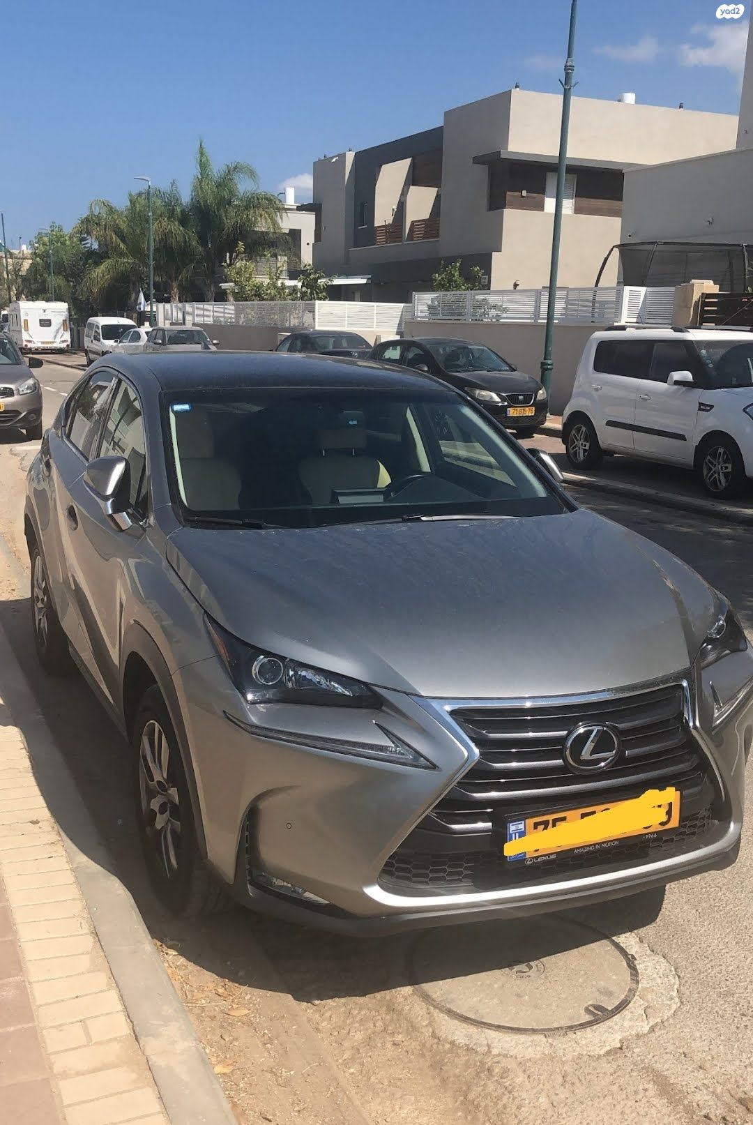 מודעת רכב לקסוס NX