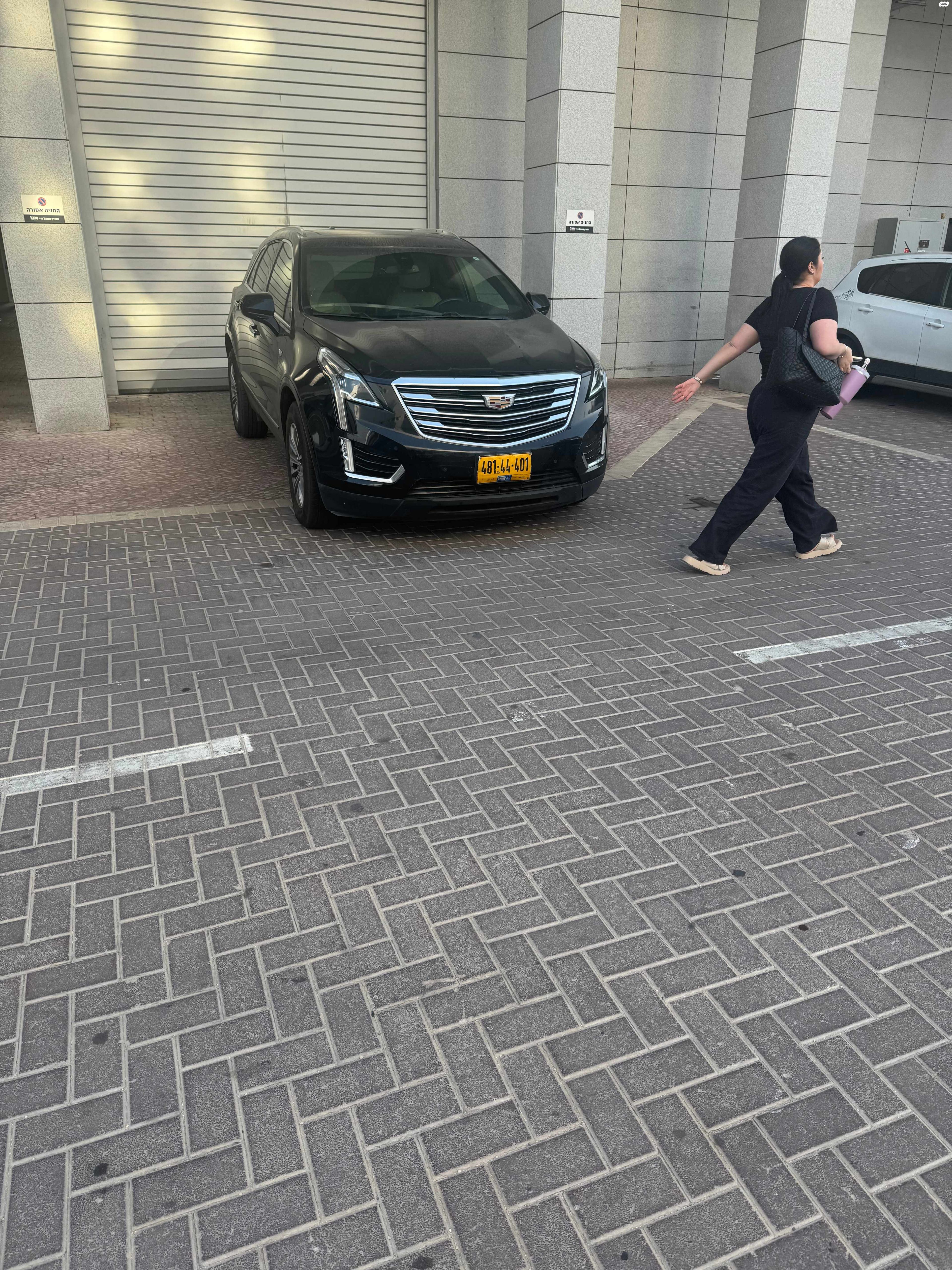 מודעת רכב קאדילק XT5