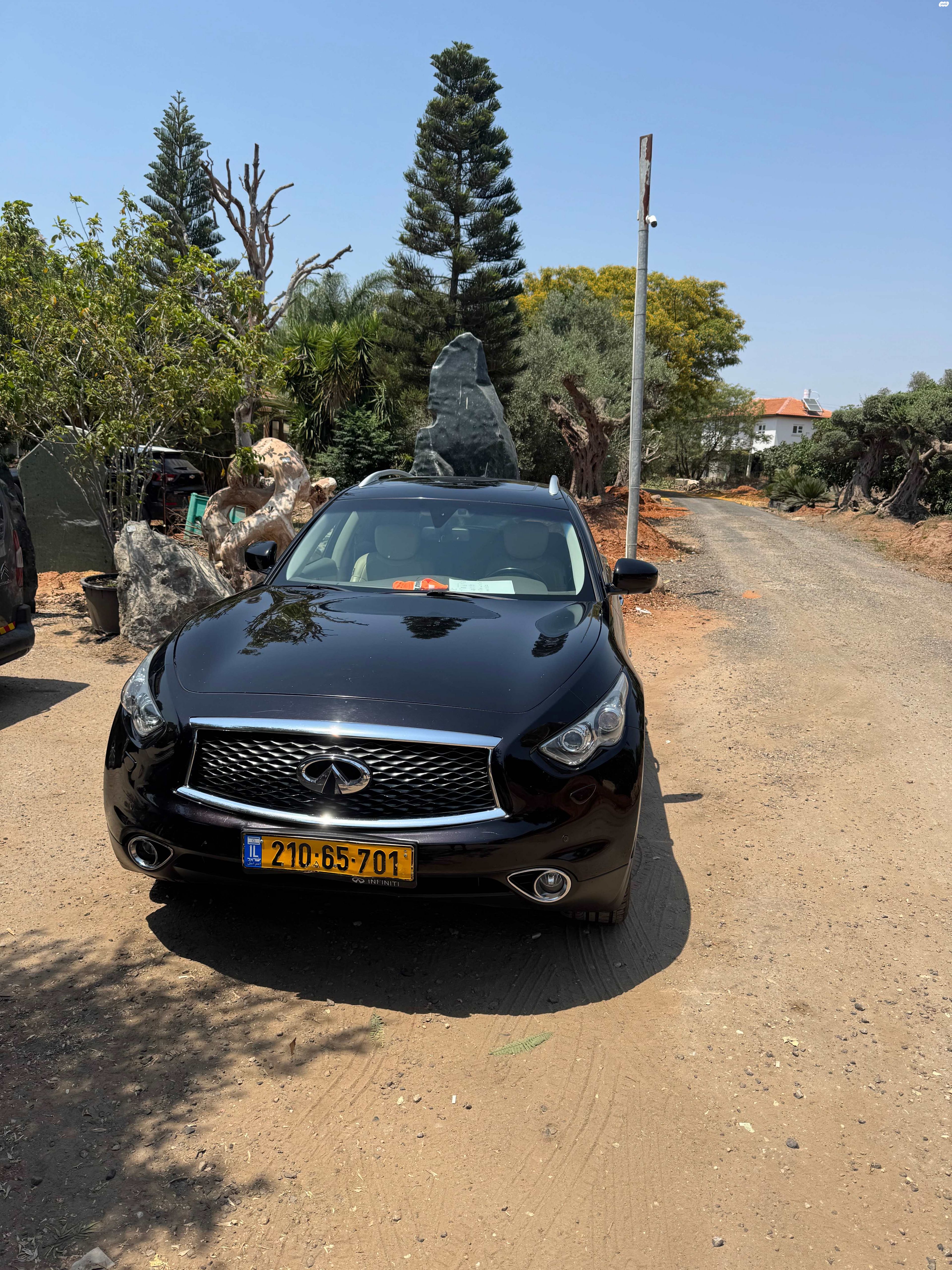 מודעת רכב אינפיניטי QX70