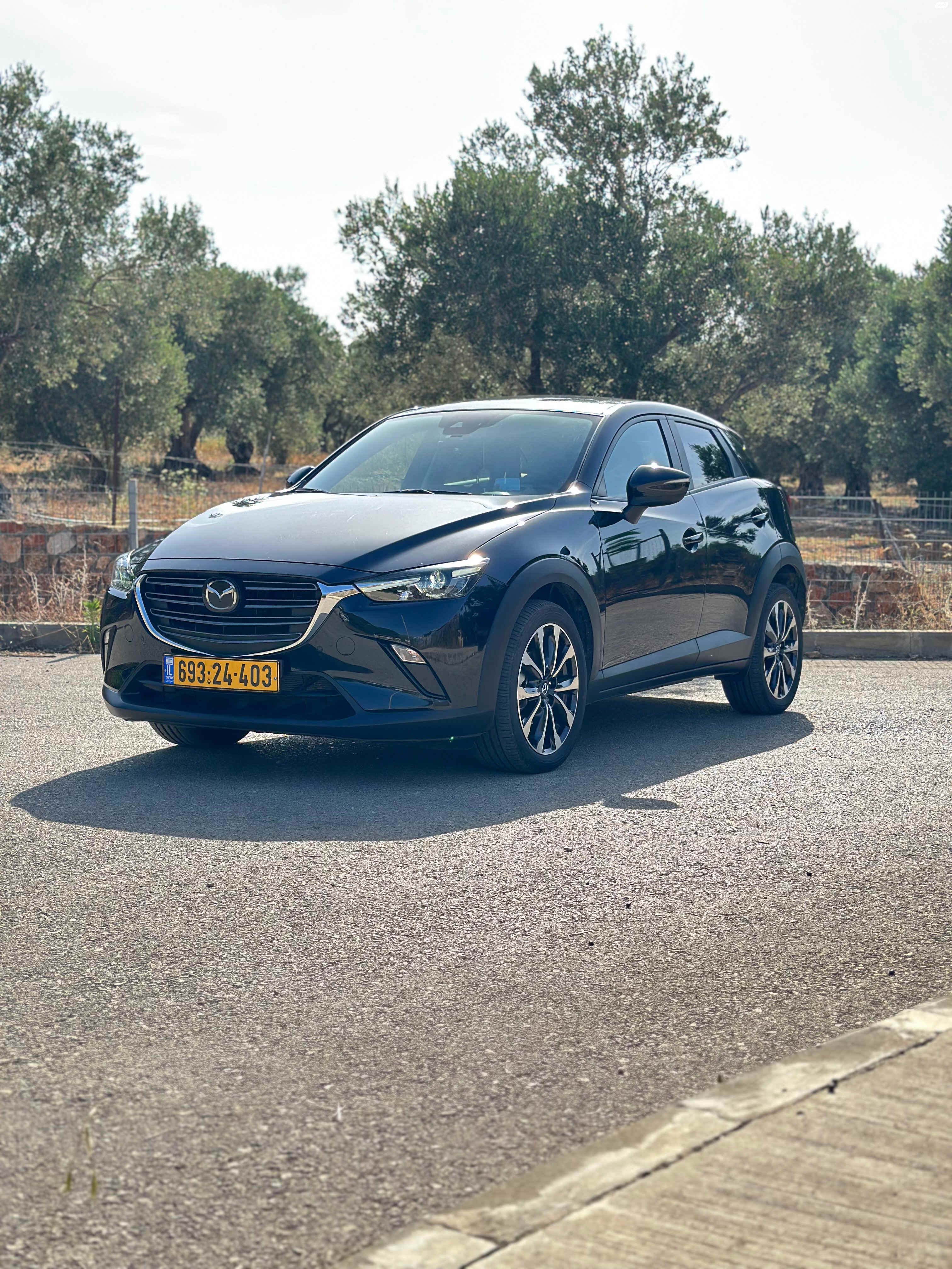 מודעת רכב מאזדה CX-3