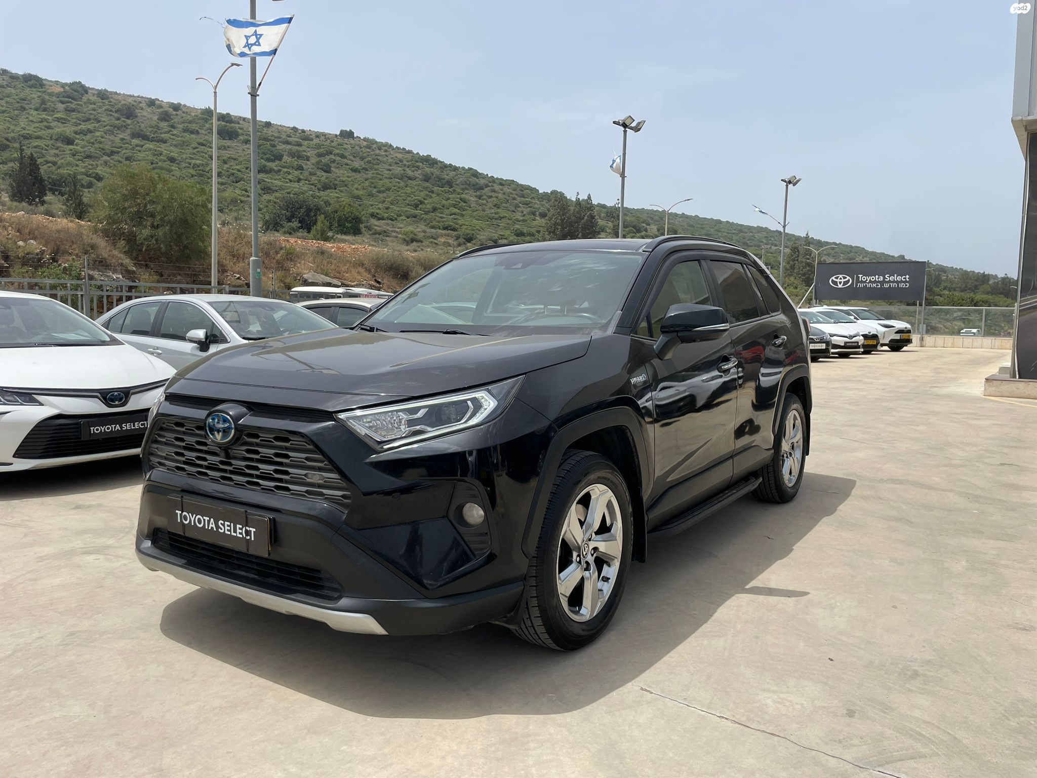 מודעת רכב טויוטה RAV4